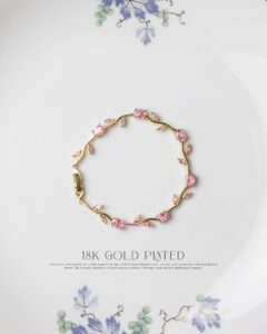 Pink Gold Tulip Bracelet thumbnail