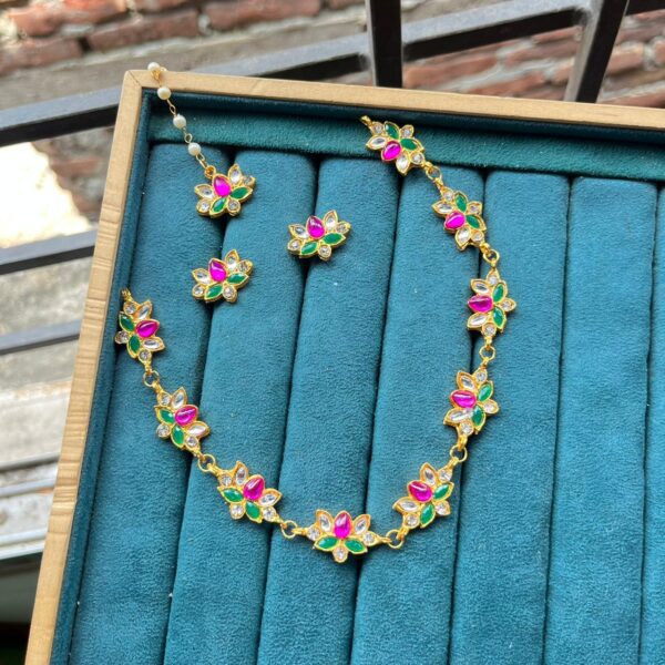 Shaluk Pink Bloom
