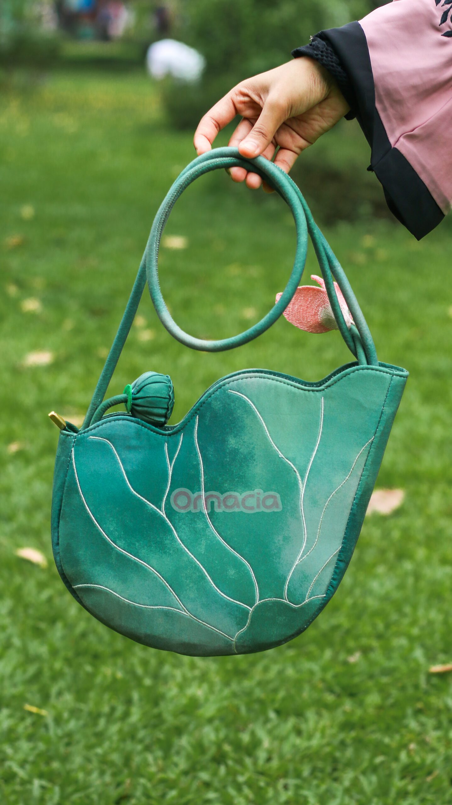 Lotus Flower Shoulder Bag (green)
