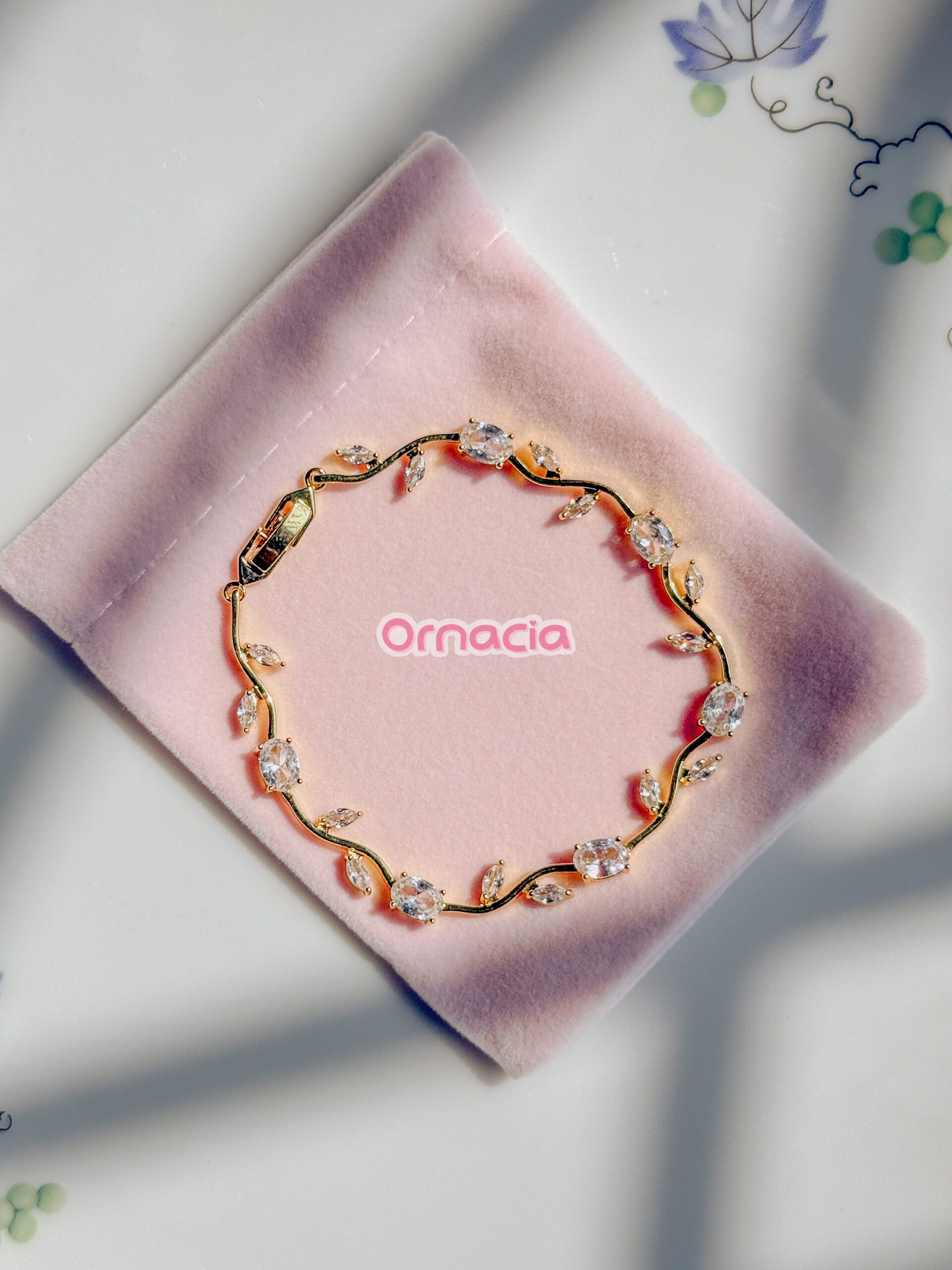 White Gold Tulip Bracelet